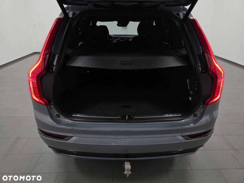 Volvo XC 90 D5 AWD R-Design - 38