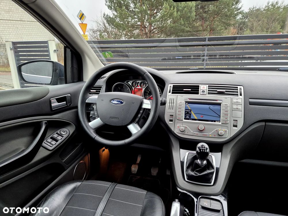 Ford Kuga 2.0 TDCi 4x4 Titanium - 5