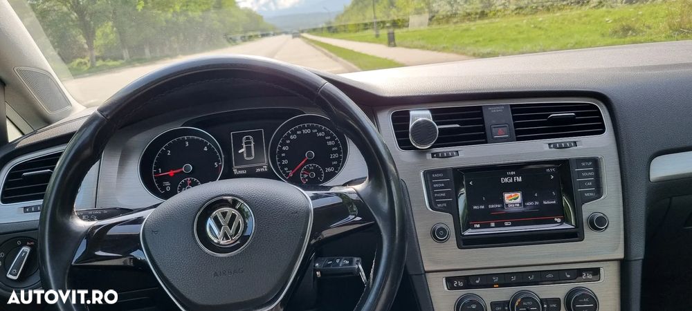 Volkswagen Golf 1.6 TDI BMT Comfortline - 14