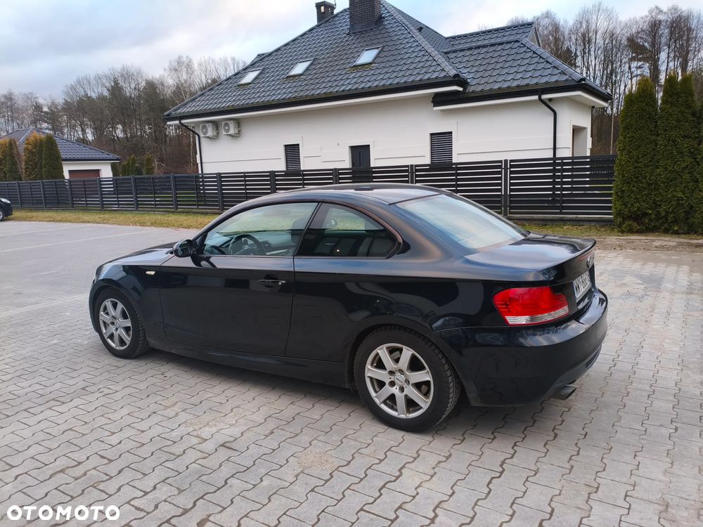 BMW Seria 1 120d Limited Edition Lifestyle mit M Sportpaket - 6