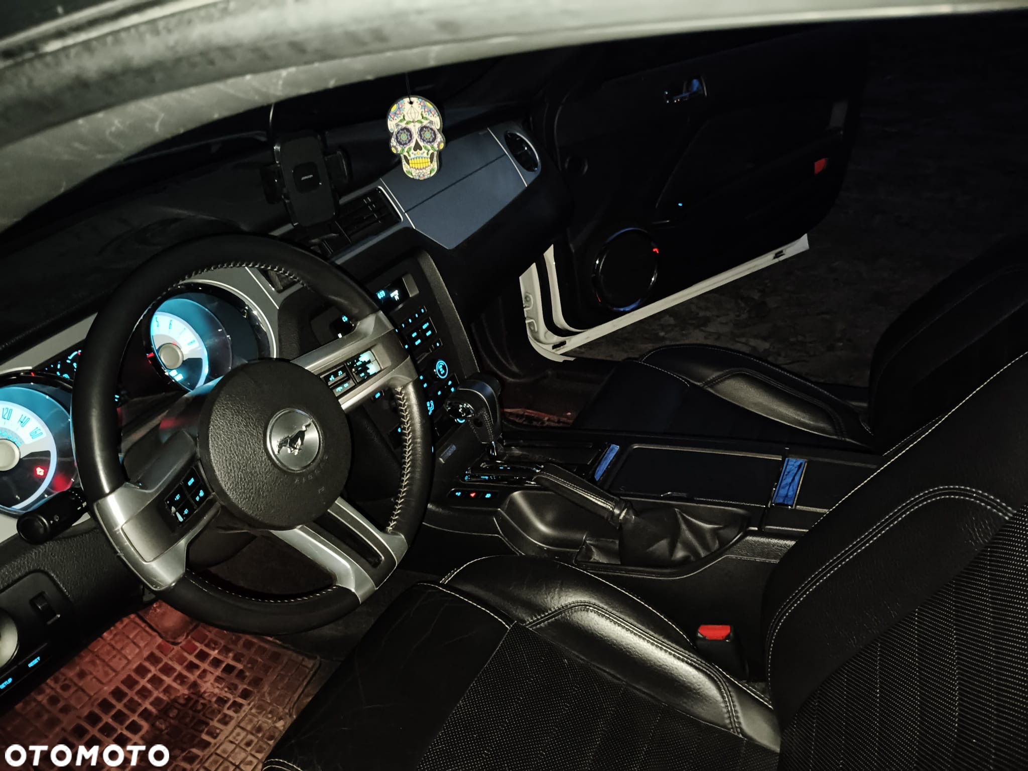 Ford Mustang 3.7 V6 Premium - 10