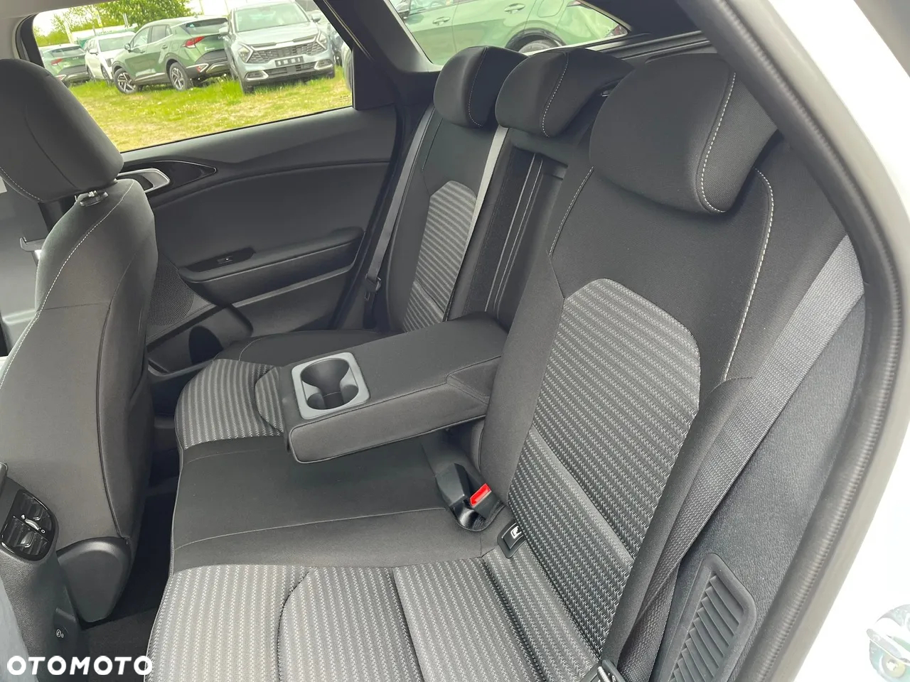Kia Ceed 1.6 GDI PHEV L DCT - 18
