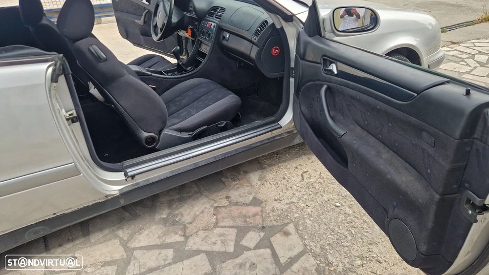 Mercedes-Benz CLK 200 Elegance - 14