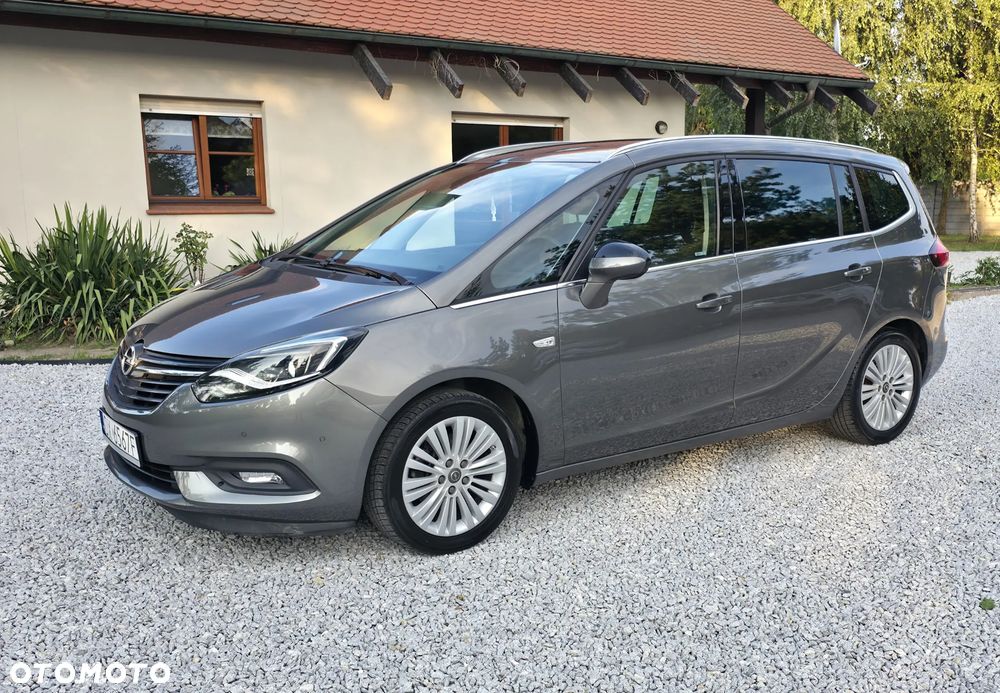 Opel Zafira Tourer 1.4 Turbo ecoFLEX Start/Stop Business Innovation - 2