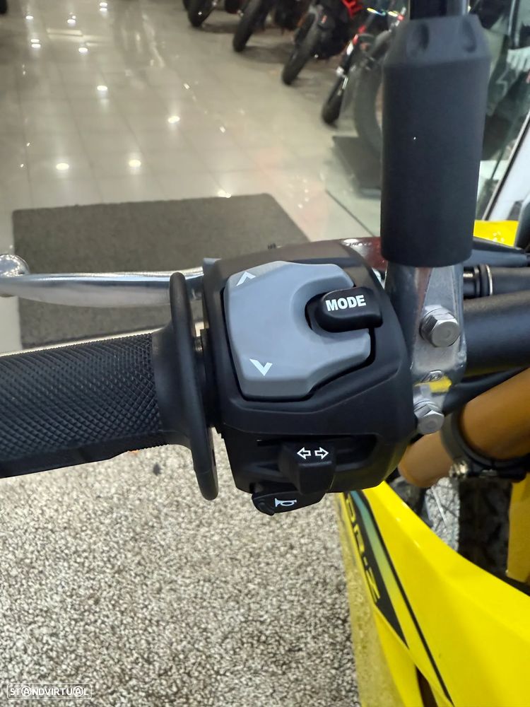 Suzuki DR -Z 4S MOTO SERVIÇO !! DESDE 118€ Mês - 10