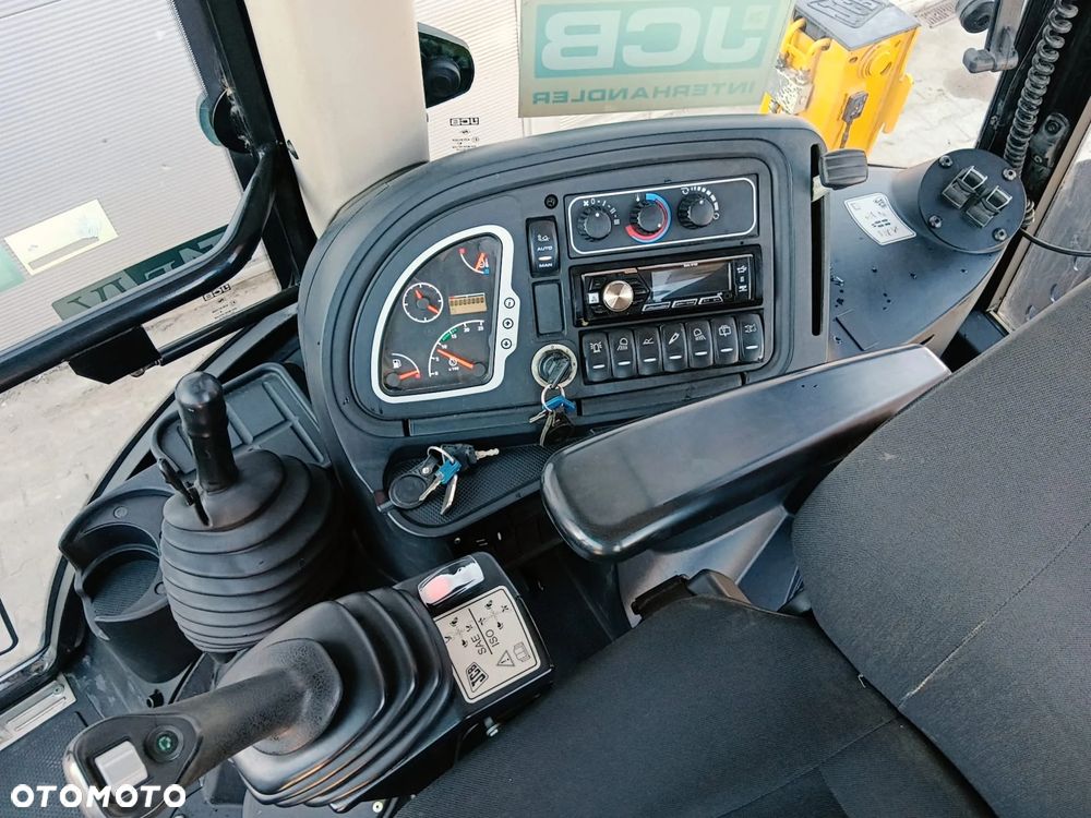 JCB 3CX Contractor AEC - 13