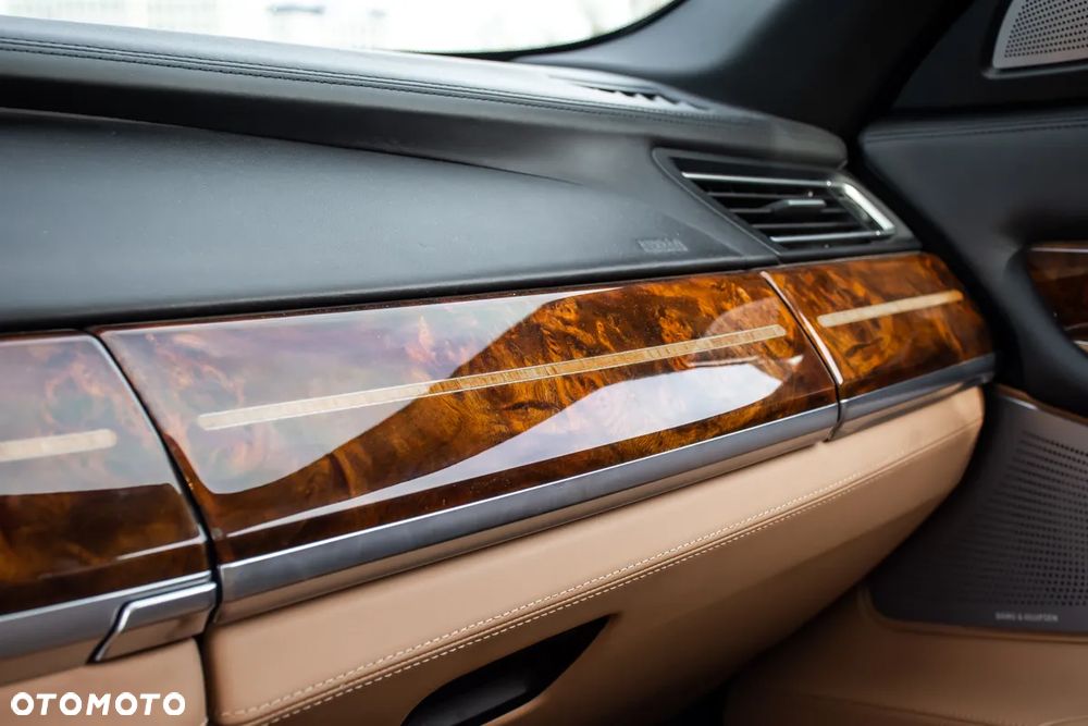 BMW Seria 7 760i L - 27
