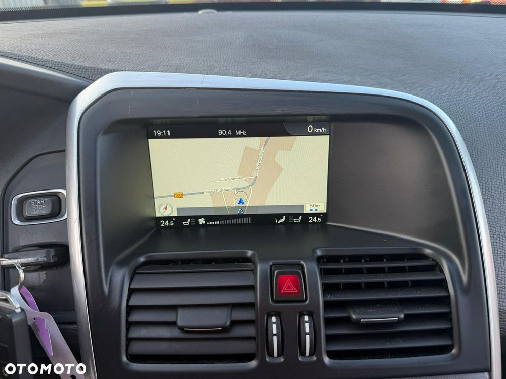 Volvo XC 60 - 22