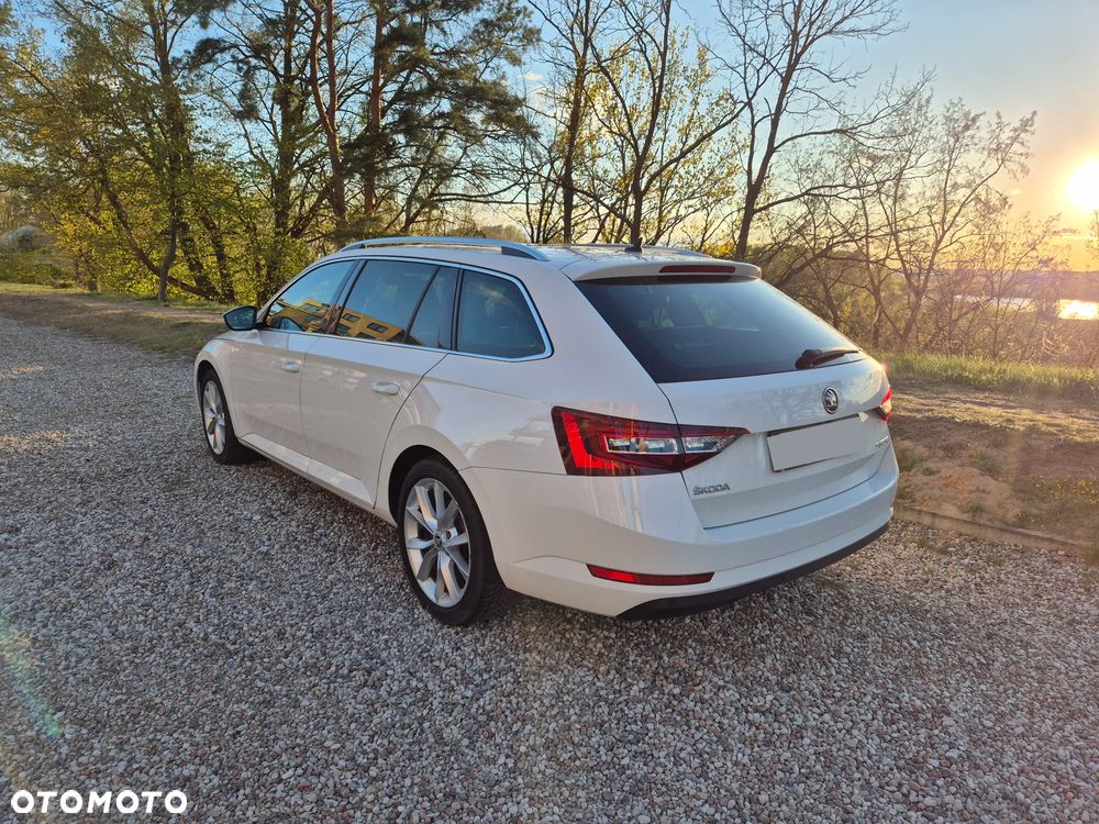 Skoda Superb 1.8 TSI Ambition DSG - 5