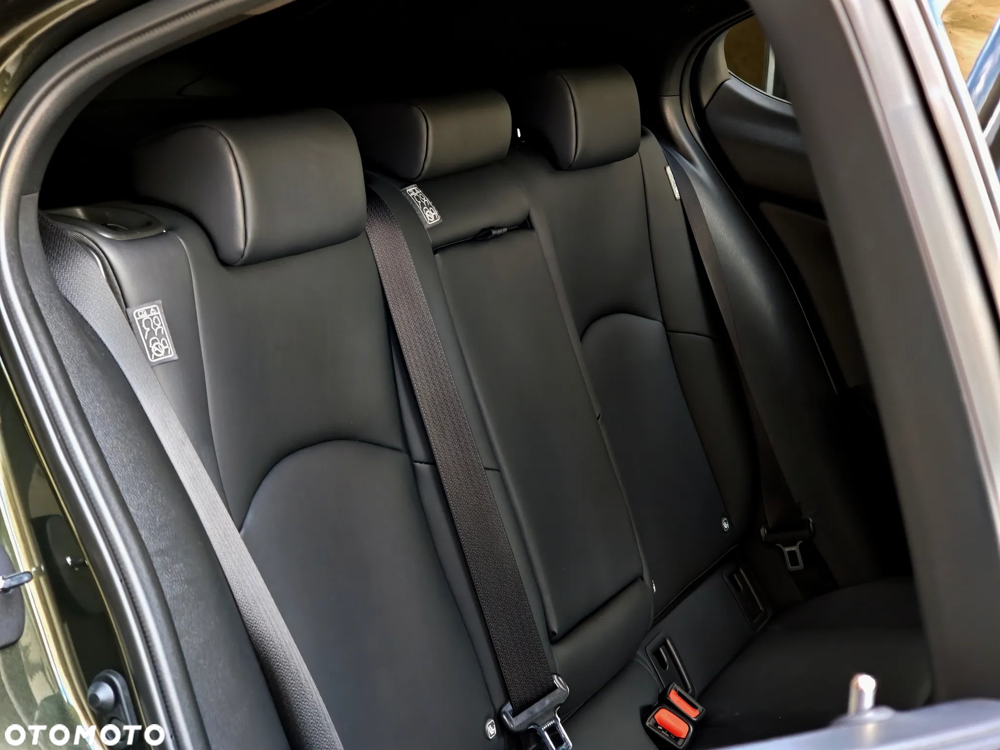 Lexus UX 250h GPF F Impression 2WD - 12