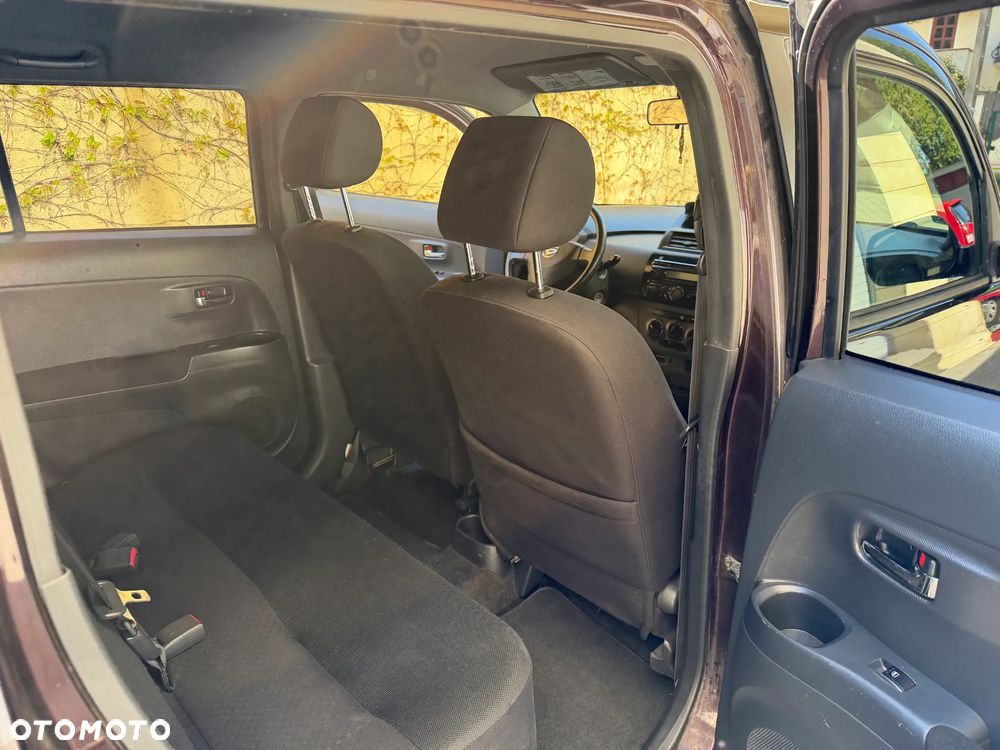 Daihatsu Materia 1.5 - 10