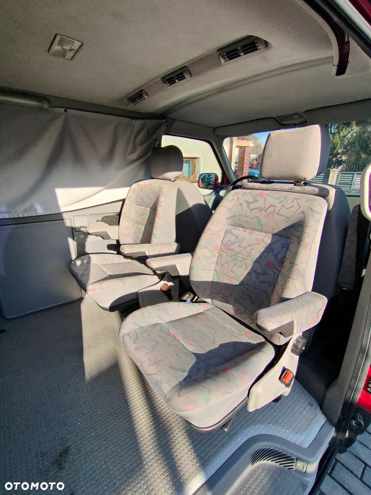 Volkswagen Multivan - 7