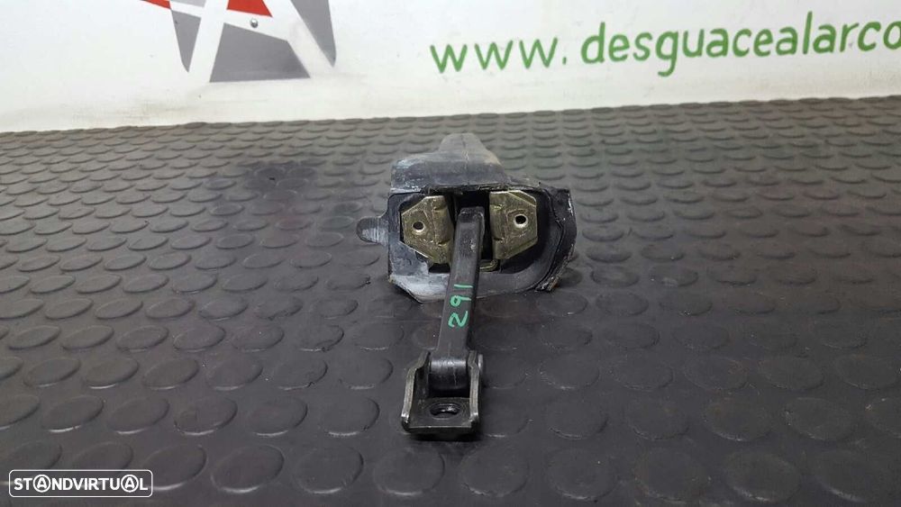 RETENTOR DA PORTA TRASEIRA ESQUERDA BMW SERIE 3 BERLINA (E46) 330D - 6