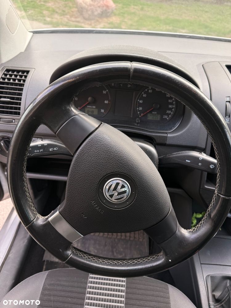 Volkswagen Polo - 10