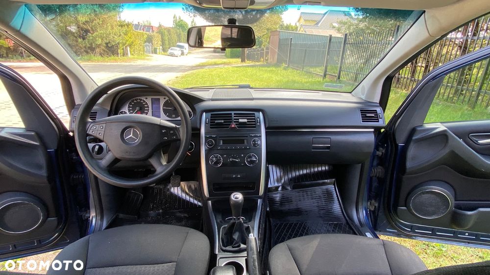 Mercedes-Benz Klasa B 200 CDI - 14