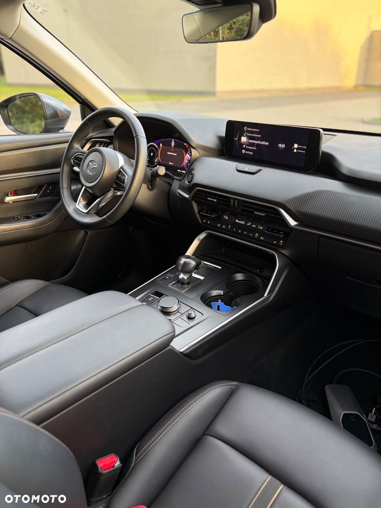 Mazda CX-90 - 8