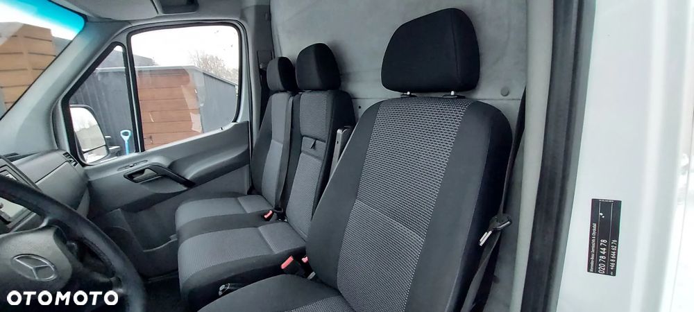 Mercedes-Benz SPRINTER - 10