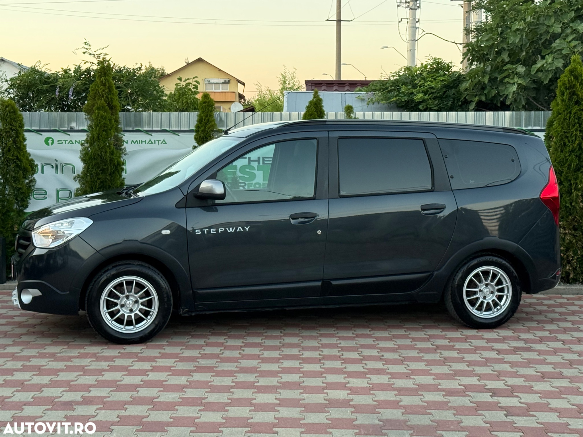 Dacia Lodgy 1.5 dCi Stepway - 5