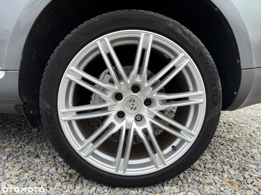 Porsche Cayenne S Tiptronic - 11