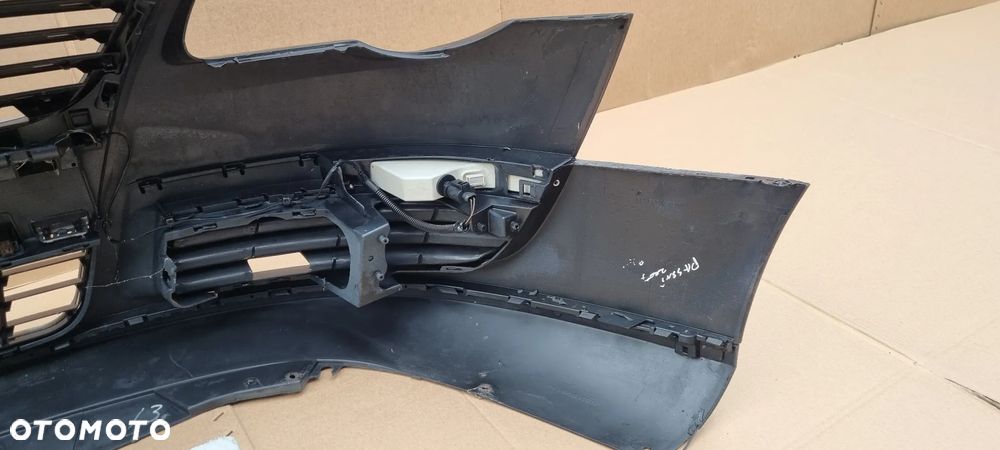 VW Passat B6 zderzak przód oryginał MB102 - 11