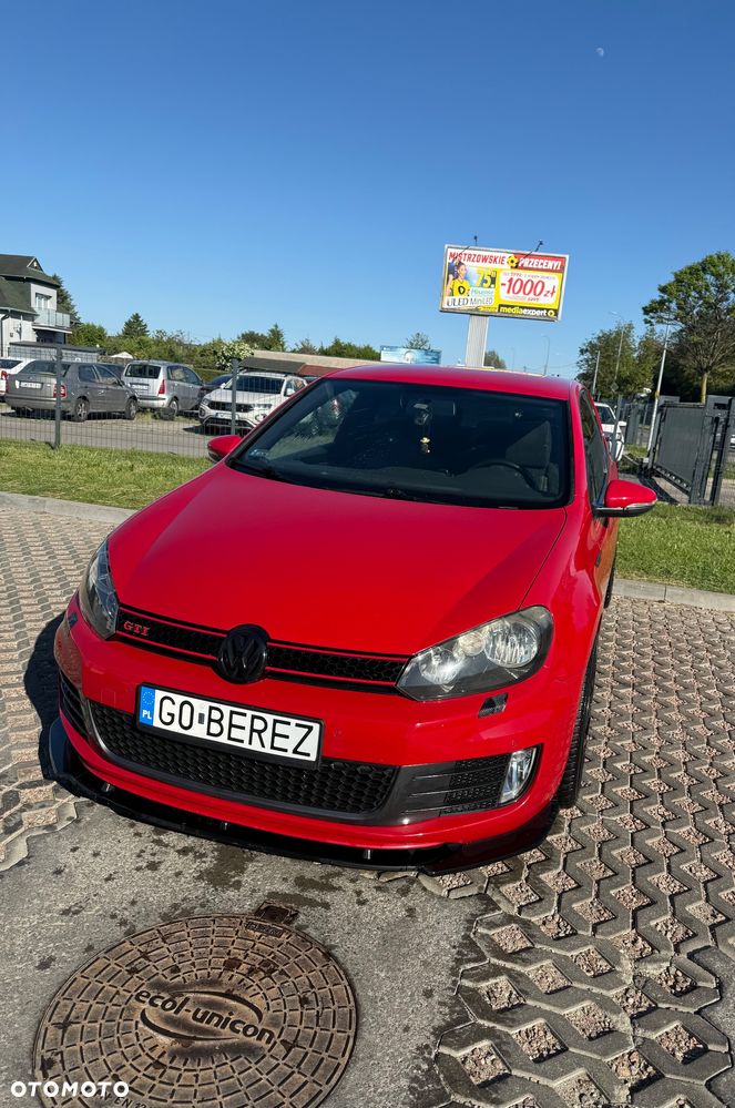 Volkswagen Golf - 3