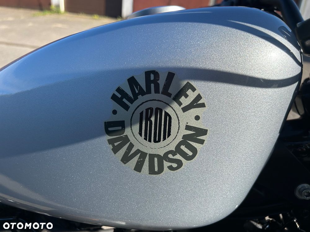Harley-Davidson Sportster Iron 883 - 8
