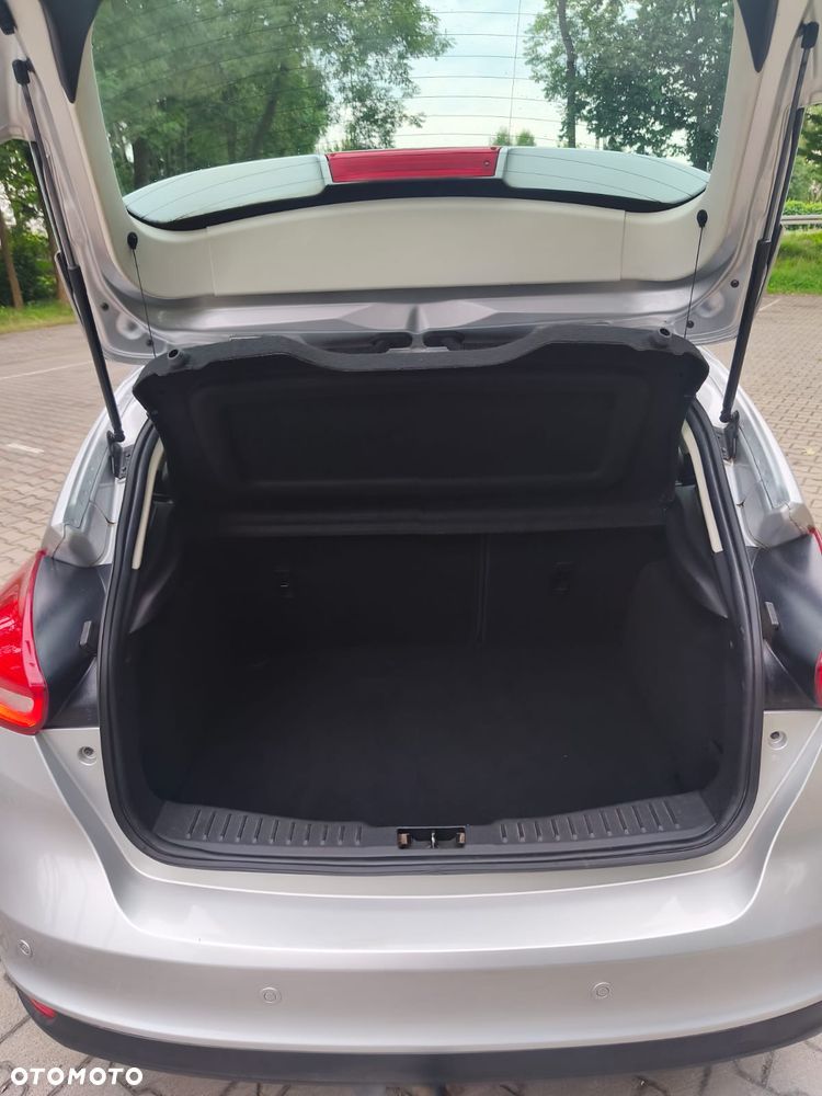 Ford Focus - 15