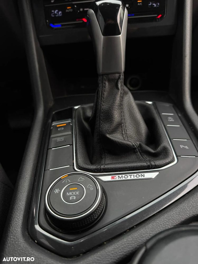 Volkswagen Tiguan 2.0 TDI 4Mot DSG Comfortline - 10