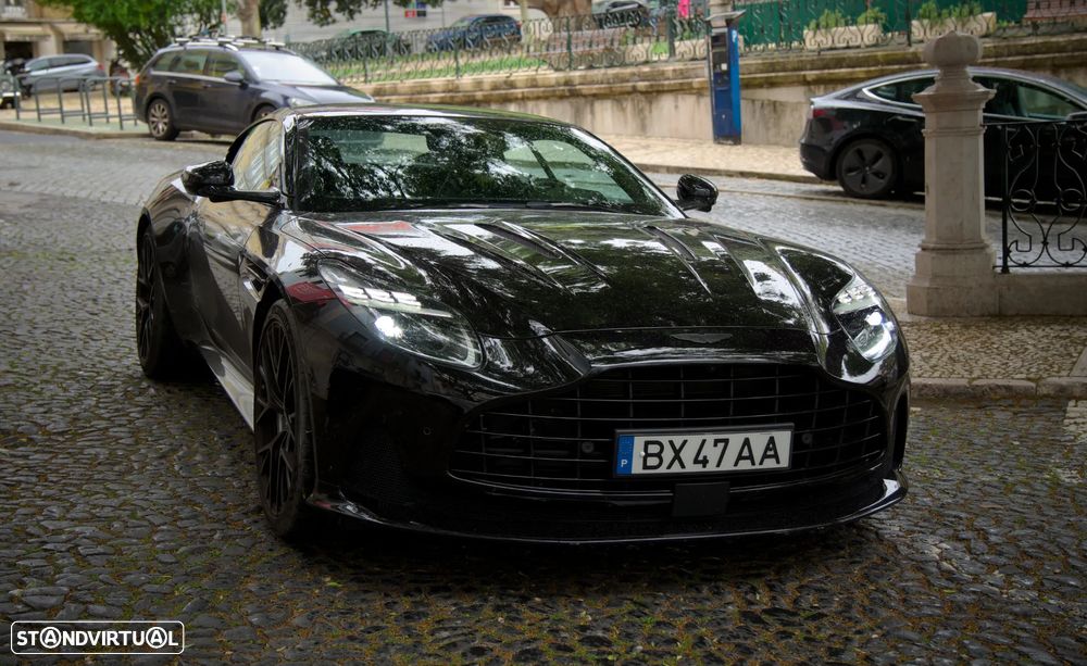 Aston Martin DB12 Coupé V8 - 1