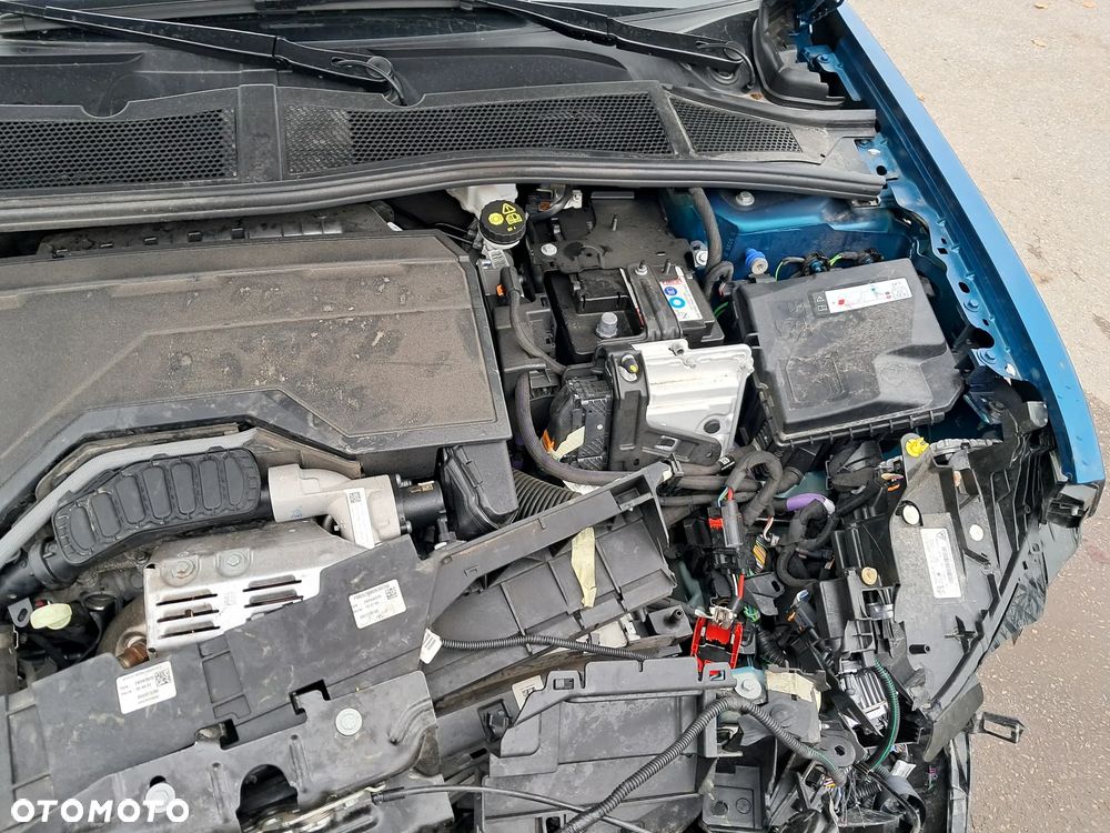 Peugeot 408 1.2 PureTech mHEV GT S&S e-DSC6 - 19
