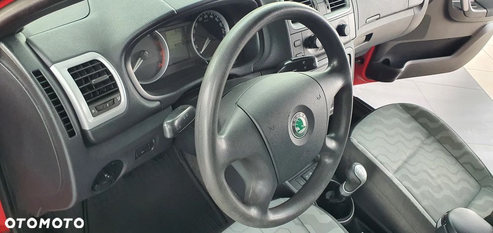 Skoda Roomster 1.2 Ambition - 31
