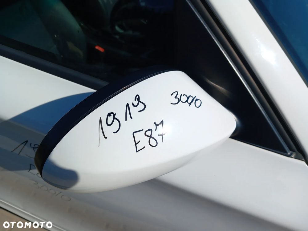 BMW E87 LUSTERKO PRAWE PRZDNIE PRAWY PRZÓD KOLOR: 300 - 4