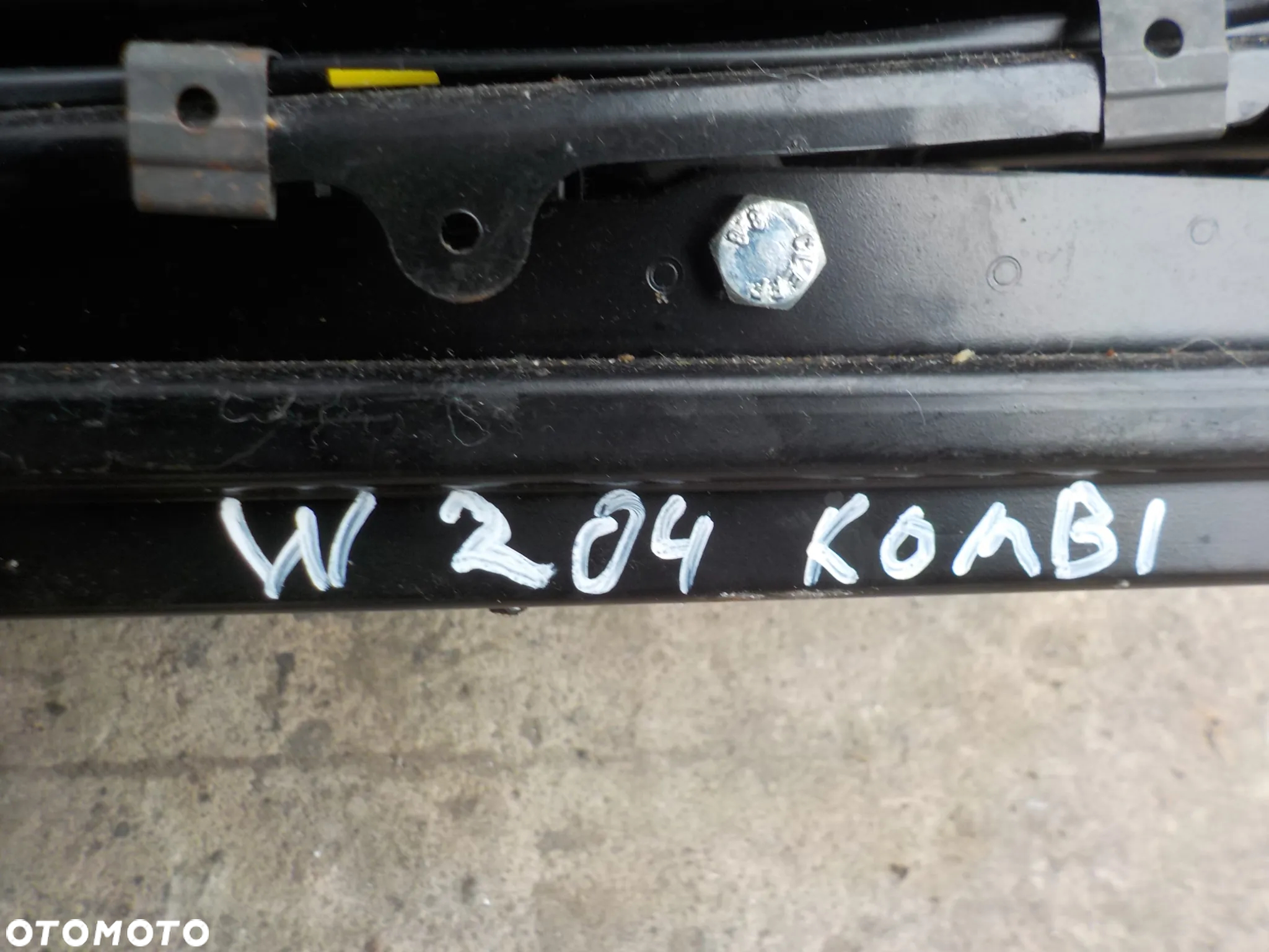 MERCEDES W204 FOTEL KIEROWCY LEWY PRZÓD - 6
