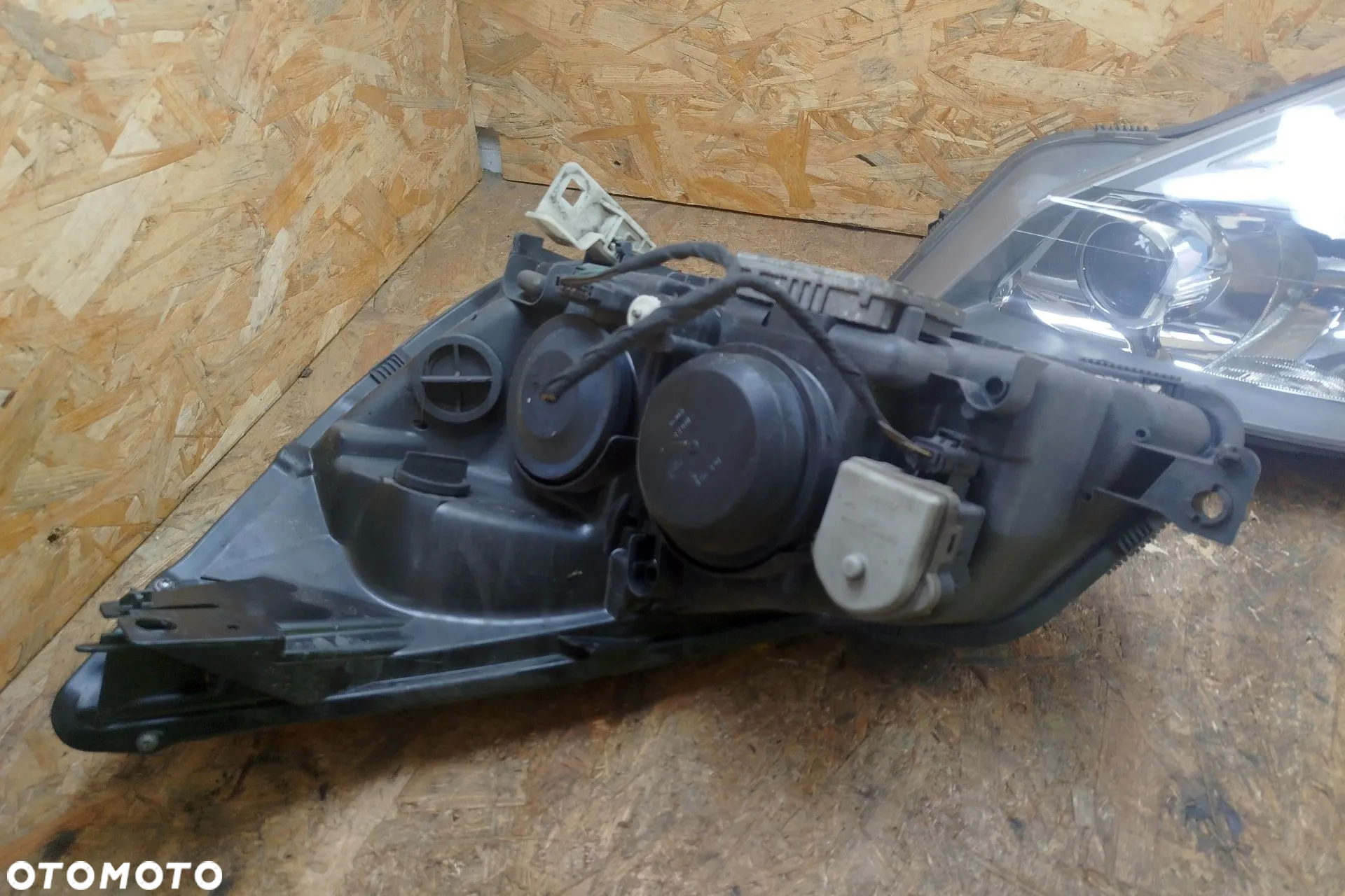 lampa przód prawa + lewa XENON -soczewka komplet 2 sztuki prawie Nowe do RENAULT Espace 4 IV 02-06r /GRAND - 8