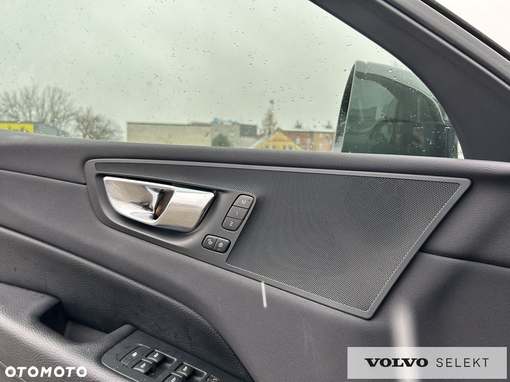Volvo XC 60 - 11