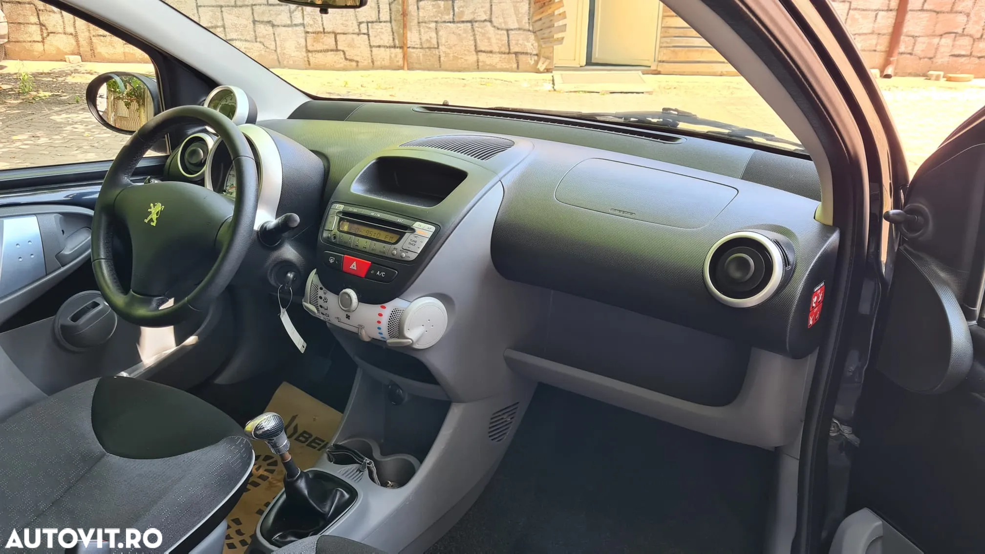 Peugeot 107 (70) 68 Active - 12