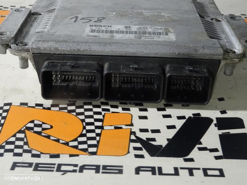 Centralina De Motor Renault Laguna Ii (Bg0/1_)  0281011101 / 820009541 - 3