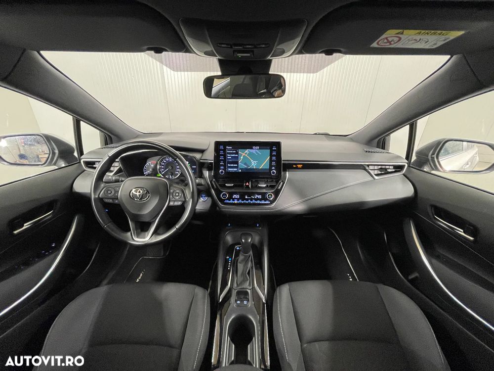 Toyota Corolla 1.8 Hybrid Business Edition - 7