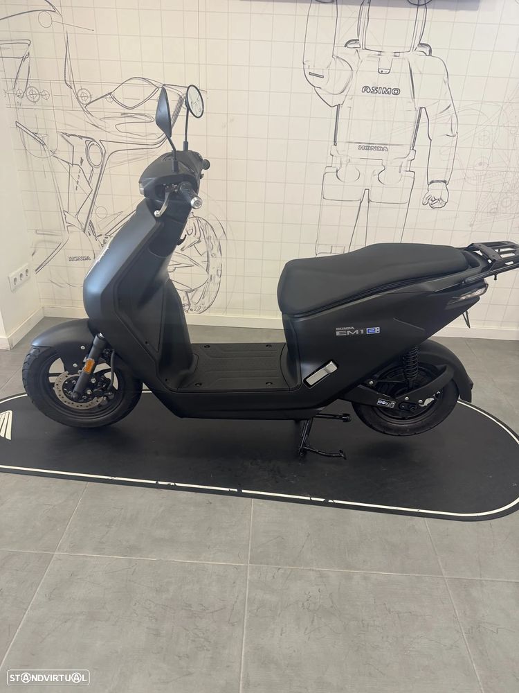 Honda F Elétrica - carta de automóvel - 1