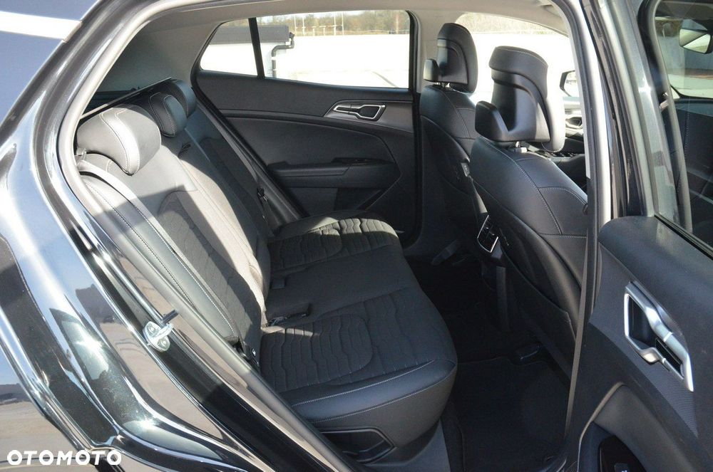Kia Sportage 1.6 T-GDI AWD Paket Spirit - 39