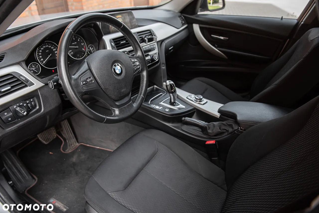 BMW Seria 3 318d - 25