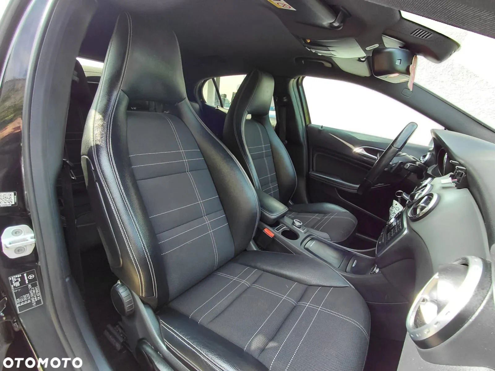 Mercedes-Benz GLA - 22