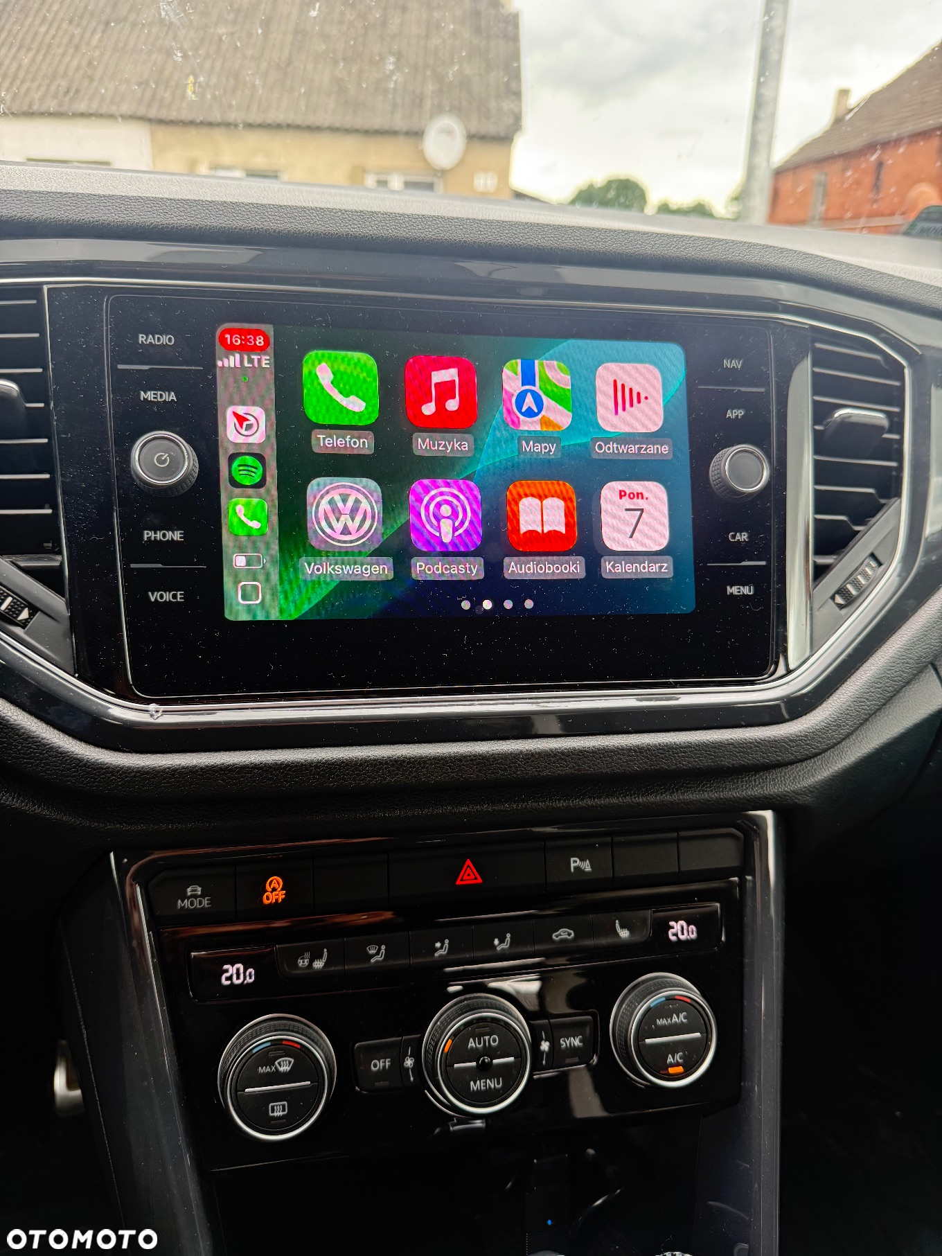 Volkswagen T-Roc 1.5 TSI ACT Premium DSG - 20