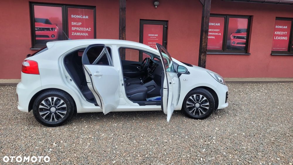 Kia Rio 1.2 Attract - 5