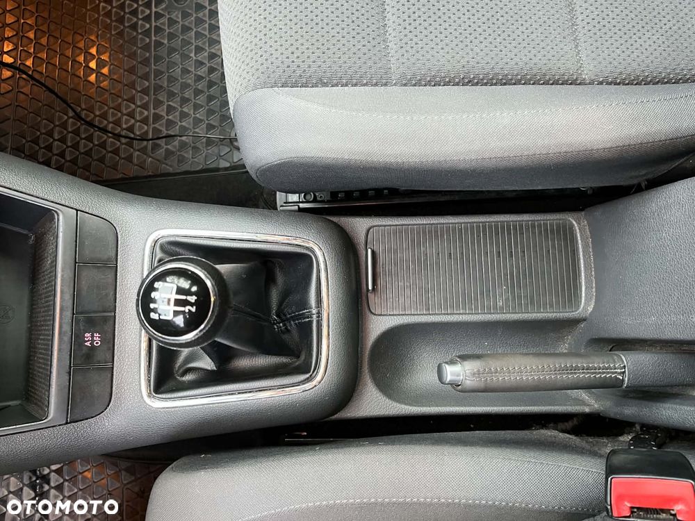 Volkswagen Golf Plus 1.9 TDI Comfortline - 12