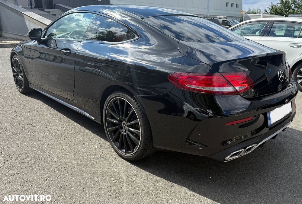 Mercedes-Benz C 220 d Coupe 9G-TRONIC AMG Line - 4