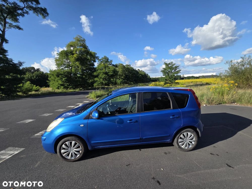 Nissan Note 2006 photo 2