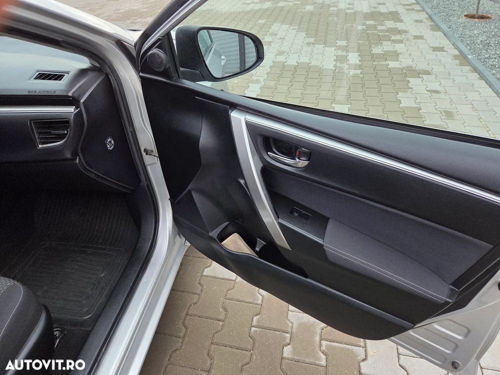 Toyota Corolla 1.6 Valvematic Luna - 12