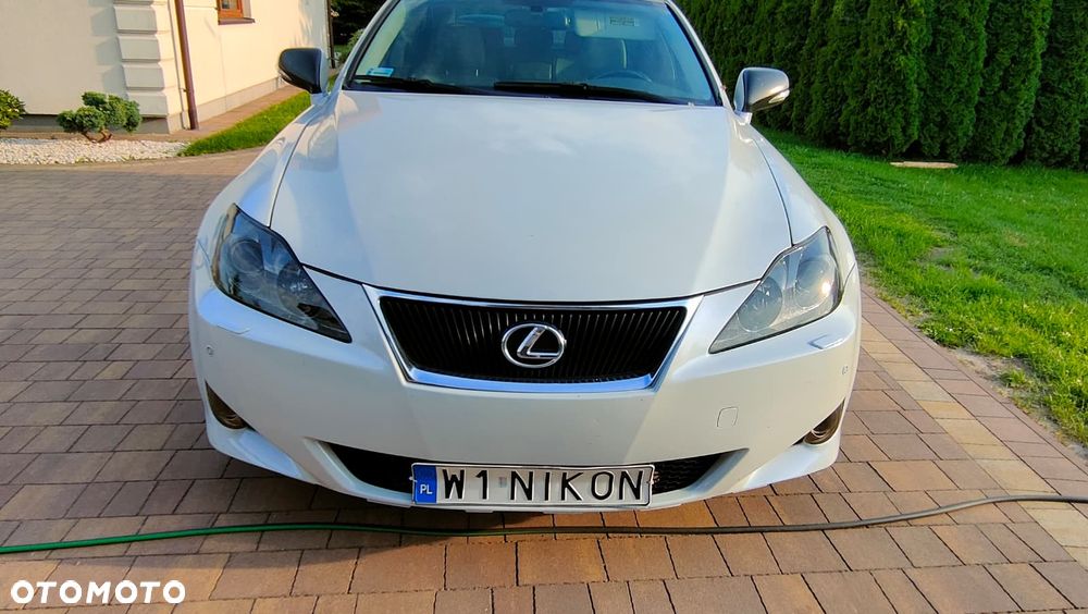 Lexus IS 250 F Sport - 1