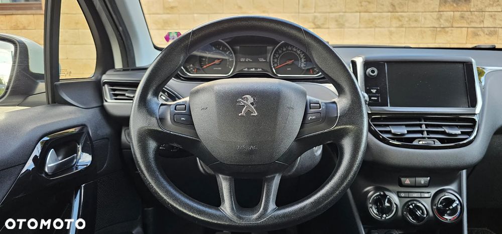 Peugeot 208 82 VTI Allure - 18